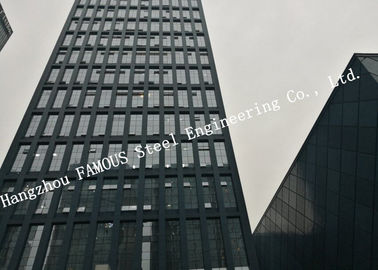 China Doppelter silberner niedriger errichtete e-Beschichtungs-Film glasig-glänzender Stock System-Glasfassaden-Zwischenwand-Bürogebäude fournisseur