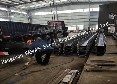 China Gemalte heiße galvanisierte gewellte C geformte Stahlprofile U für Brückenbau US-EU-Standard fournisseur