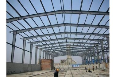 China Groß-Spanne kundengebundenes galvanisiertes Baustahl-Herstellungs-Feld-Lager fournisseur