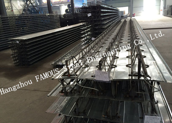 China Kundenspezifischer verstärkter Binder-zusammengesetzter Boden Decking für Betonplatte-Herstellung fournisseur
