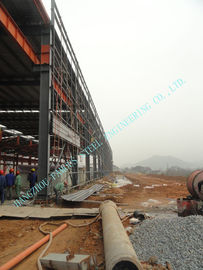 China 87 x 92 fabrizierten ASTM-industrielle Stahlgebäude mit Formen/Stangen des Grad-A36 vor fournisseur