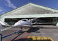 Kundengebundene Entwurfs-Flugzeug-Hangar-Gebäude mit Schiebetür-und Sandwich-Platten-Systemen fournisseur