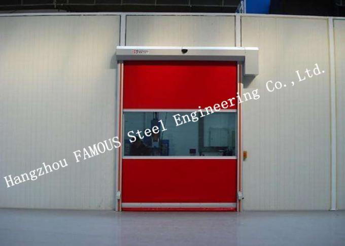 Vertikal öffnende transparente industrielle Garagentoren mit flexiblen Schlitzverschluss-Türen 0