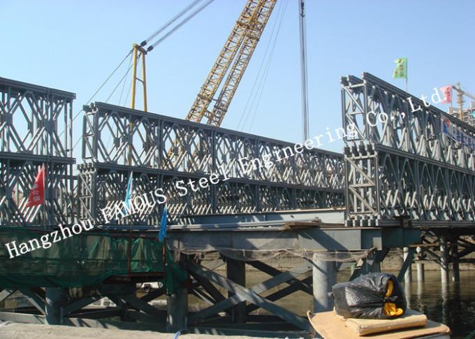 Reihen-Plattform-Art modulare Stahl-Bailey-Brücke des Doppelt-HD200, die Installation im Standort hochzieht 0