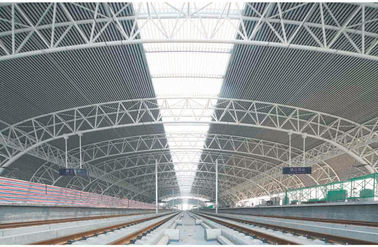 China Vorfabrizierte moderne industrielle Stahlgebäude, breite Spannen-Bahnhofs-Rohr-Binder fournisseur