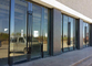 NFRC-Aluminiumglasspeicher-vorderer mittlerer Zauntritt Windows und Türen fournisseur