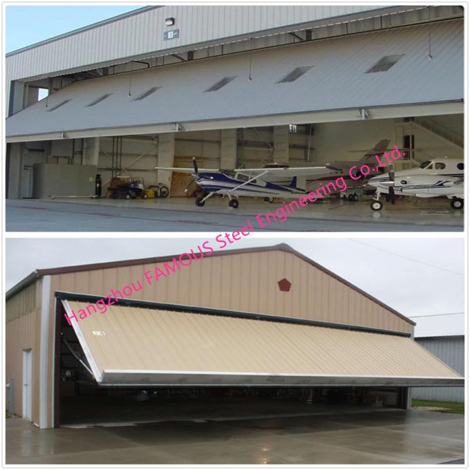 Vertikale Bi-Falten-Hangar-Tür-Lösungs-Licht-einzelne Stahlplatten-hydraulisches Flugzeug-Tür-System 1