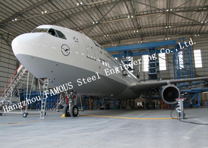 Kundengebundene Entwurfs-Flugzeug-Hangar-Gebäude mit Schiebetür-und Sandwich-Platten-Systemen 0
